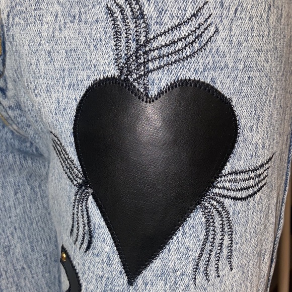80s Vintage High-Rise Leather Heart Jeans - Picture 4 of 12